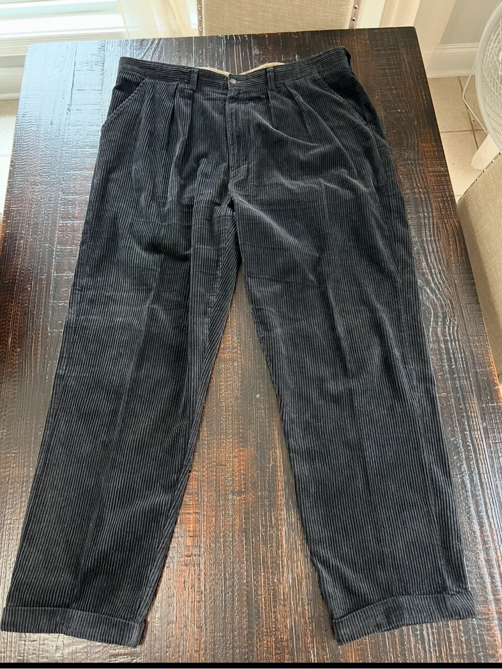 Bert Pulitzer Collectors Edition Mens Black Corduroy Pants Size 41x30 Actual